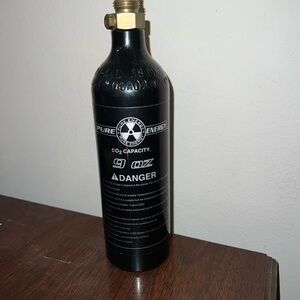 Paintball CO2 Tank - Cannister - 9 oz.